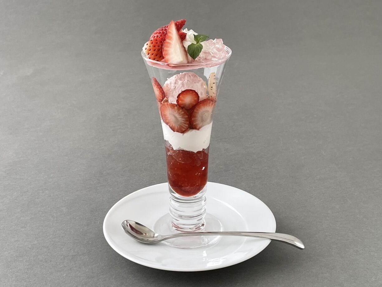 ［期間限定］ストロベリーパフェ