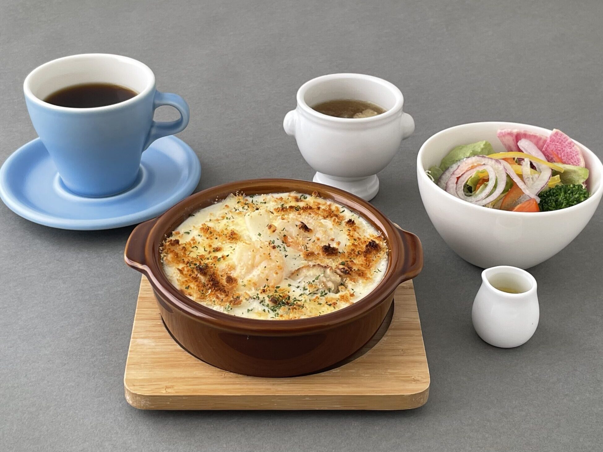 ［期間限定］シーフードドリアセット｜サラダ・スープ・ドリンク付